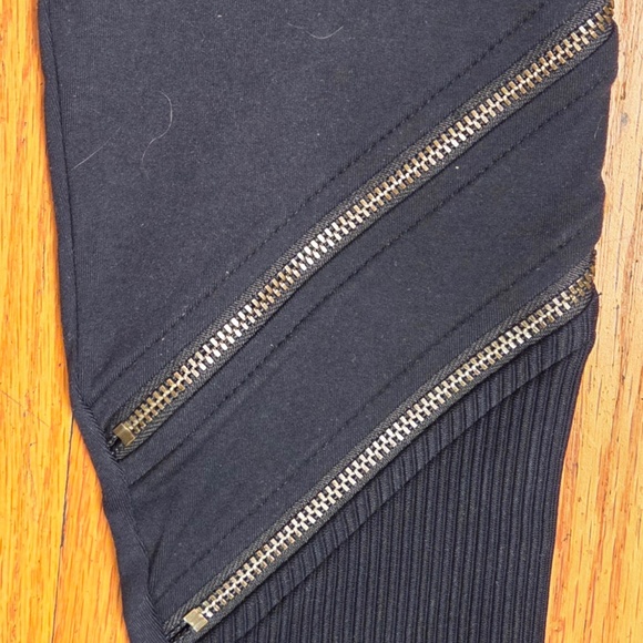 DAVID LERNER SZ M QUALITY LEGGINGS WITH ZIPPER DETAIL & RIB LYCRA NEW - Picture 5 of 5